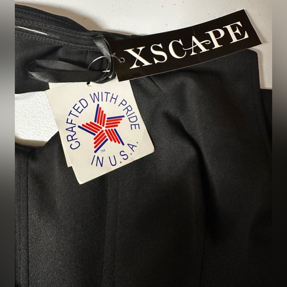 Xscape Long Off-The-Shoulder Scuba Black Crepe U-Front NWT - Picture 8 of 9